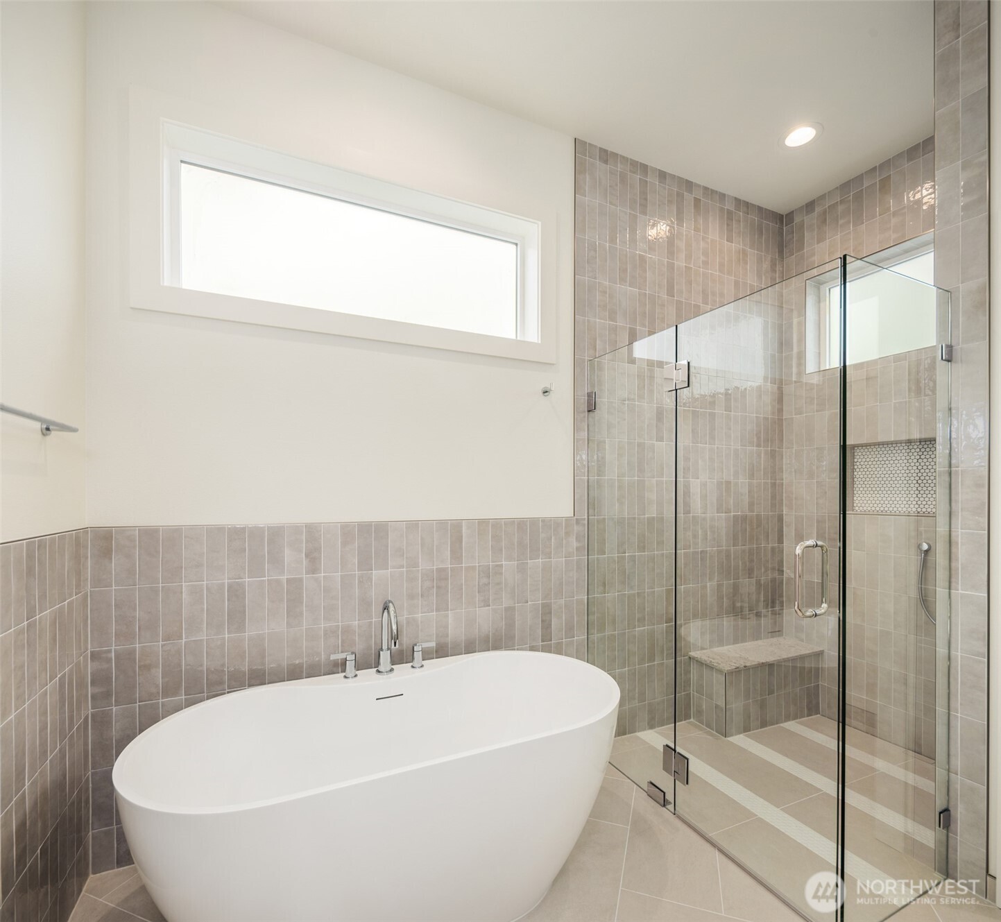 102 NE 44th Street Seattle WA 98105