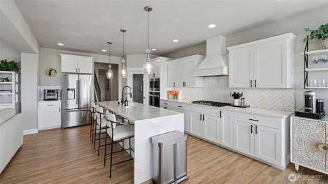 6511 232nd Avenue E Buckley WA 98321