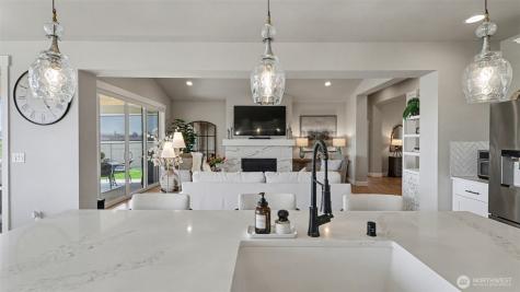 6511 232nd Avenue E Buckley WA 98321