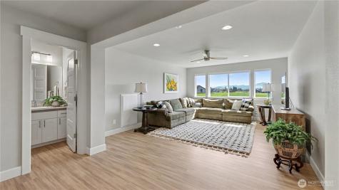 6511 232nd Avenue E Buckley WA 98321