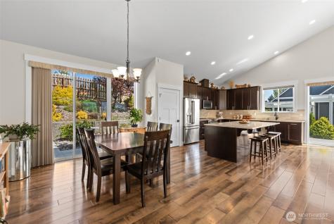 2741 SE Falcon View Drive East Wenatchee WA 98802