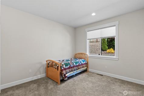 2741 SE Falcon View Drive East Wenatchee WA 98802