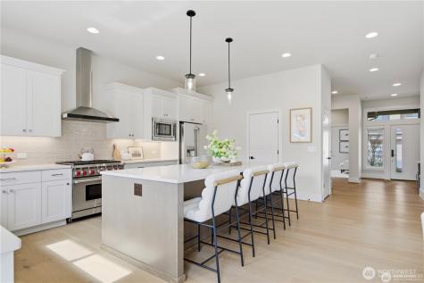 23623 SE 35th Court Sammamish WA 98029