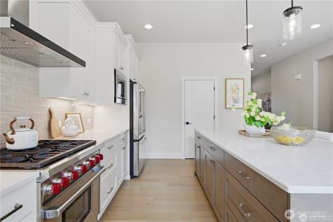 23623 SE 35th Court Sammamish WA 98029