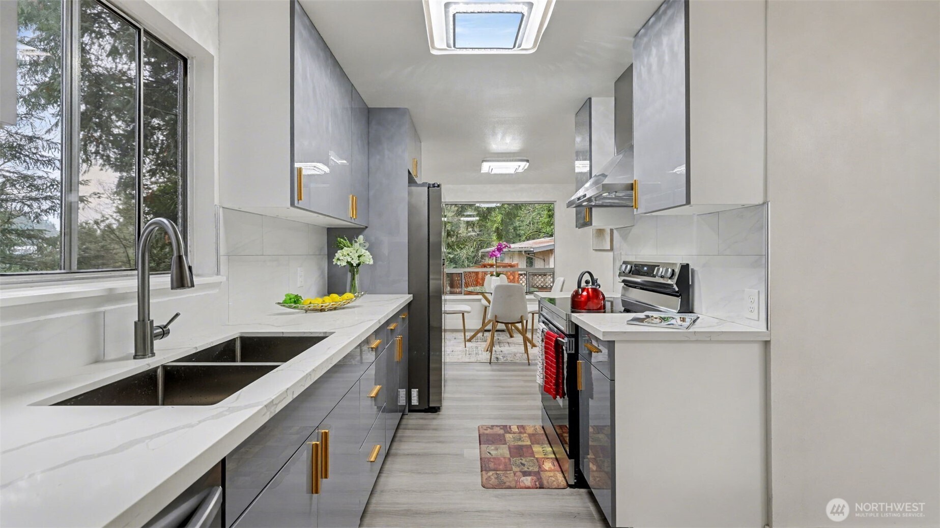 13909 4th Avenue NE Seattle WA 98125
