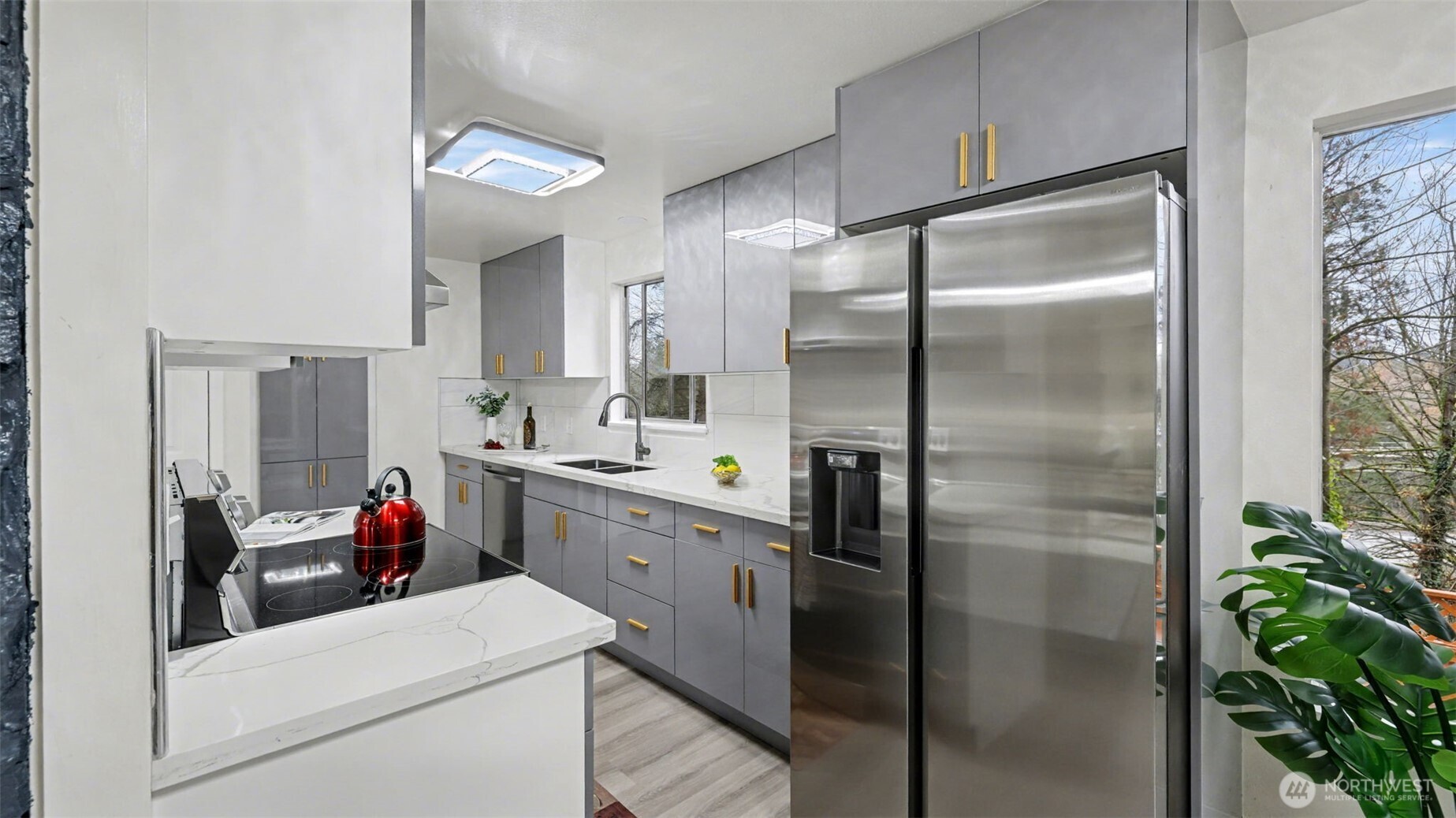 13909 4th Avenue NE Seattle WA 98125
