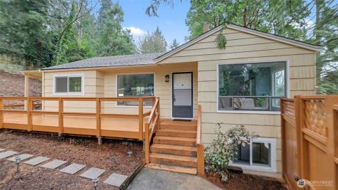 13909 4th Avenue NE Seattle WA 98125
