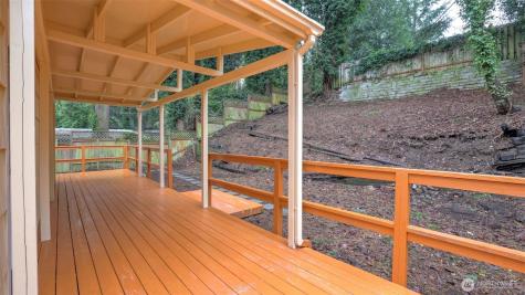 13909 4th Avenue NE Seattle WA 98125