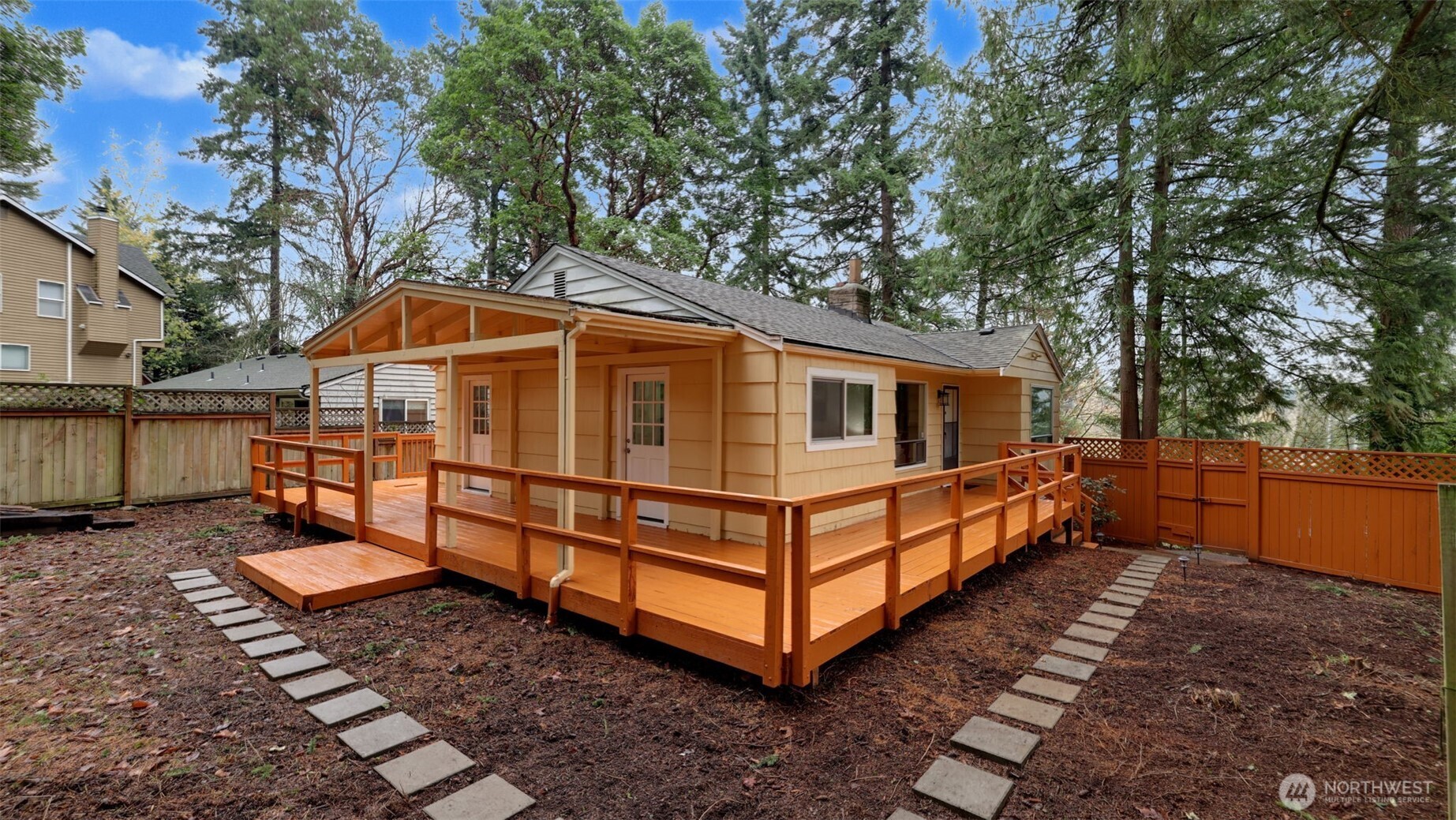 13909 4th Avenue NE Seattle WA 98125