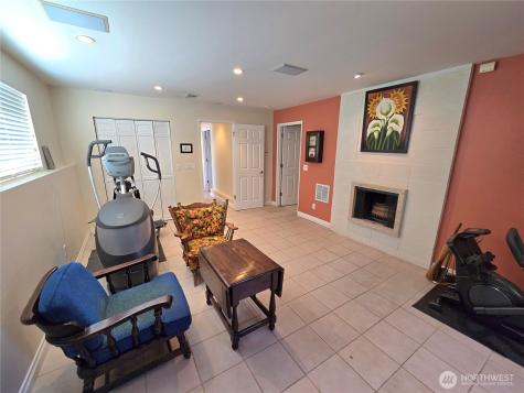 313 NE 191 Street Shoreline WA 98155