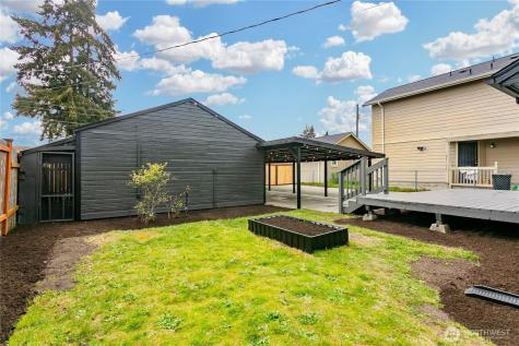 6028 S Fife Street Tacoma WA 98409