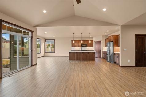 755 S Perry Avenue East Wenatchee WA 98802
