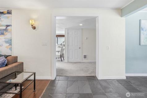 10209 31st Avenue SW Seattle WA 98146