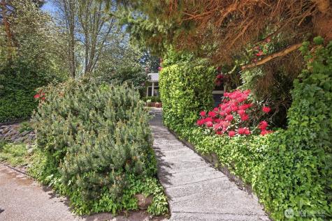 10209 31st Avenue SW Seattle WA 98146