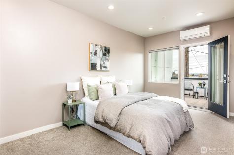 6307 34th Avenue SW Seattle WA 98126
