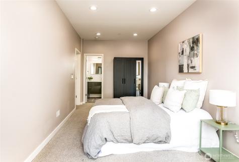 6307 34th Avenue SW Seattle WA 98126
