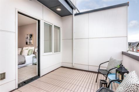 6307 34th Avenue SW Seattle WA 98126