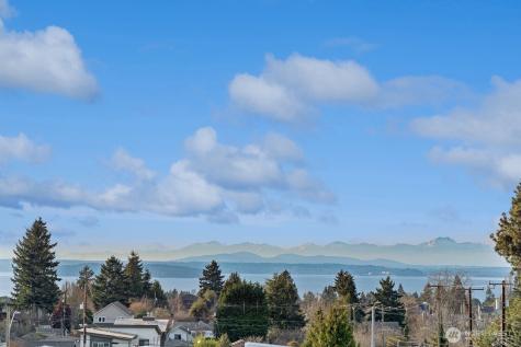 6307 34th Avenue SW Seattle WA 98126