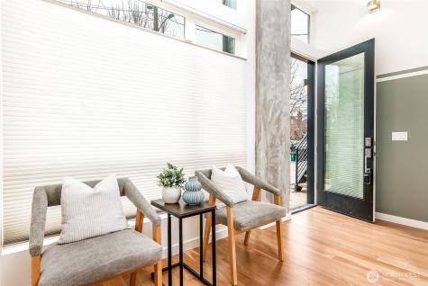 6307 34th Avenue SW Seattle WA 98126