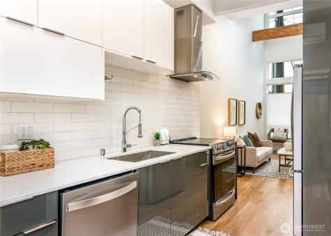 6307 34th Avenue SW Seattle WA 98126