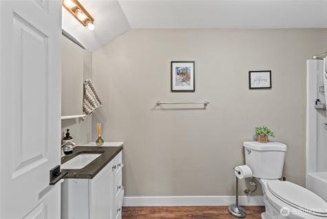 1020 Joni Lane Wenatchee WA 98801