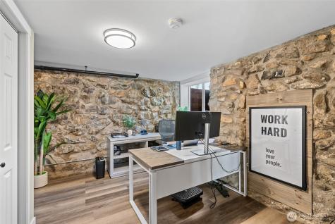 1020 Joni Lane Wenatchee WA 98801