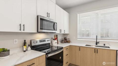 15201 35th Ave W Lynnwood WA 98087
