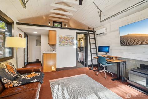 813 S Orcas Street Seattle WA 98108