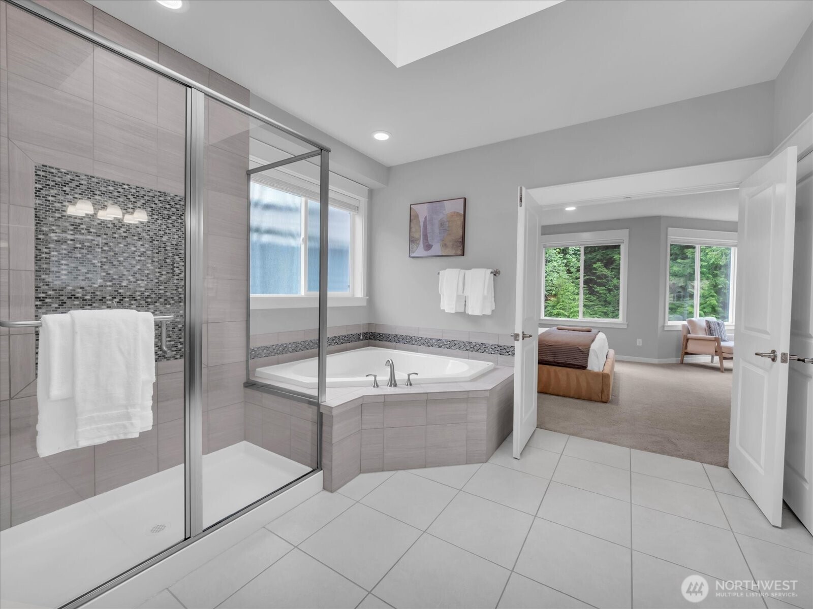 9758 242nd Way NE Redmond WA 98053