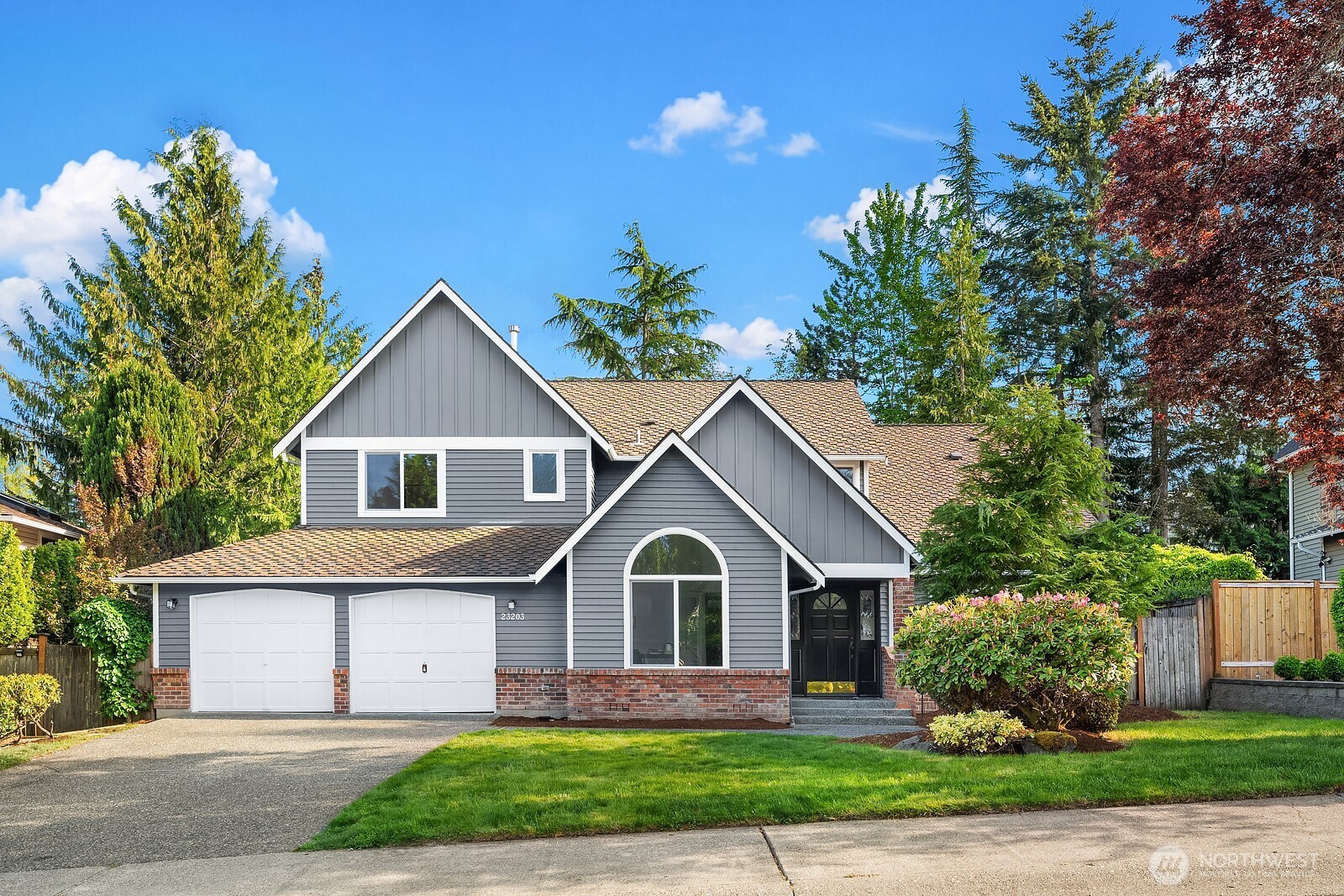 23203 NE 18th Place Sammamish WA 98074