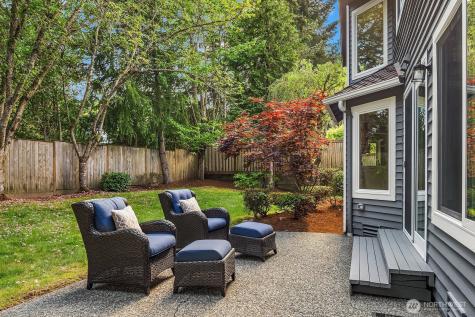 23203 NE 18th Place Sammamish WA 98074