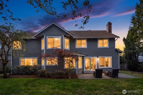 23203 NE 18th Place Sammamish WA 98074