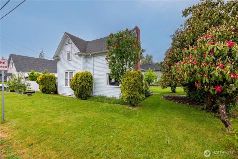 824 Borseth Street Sedro Woolley WA 98284
