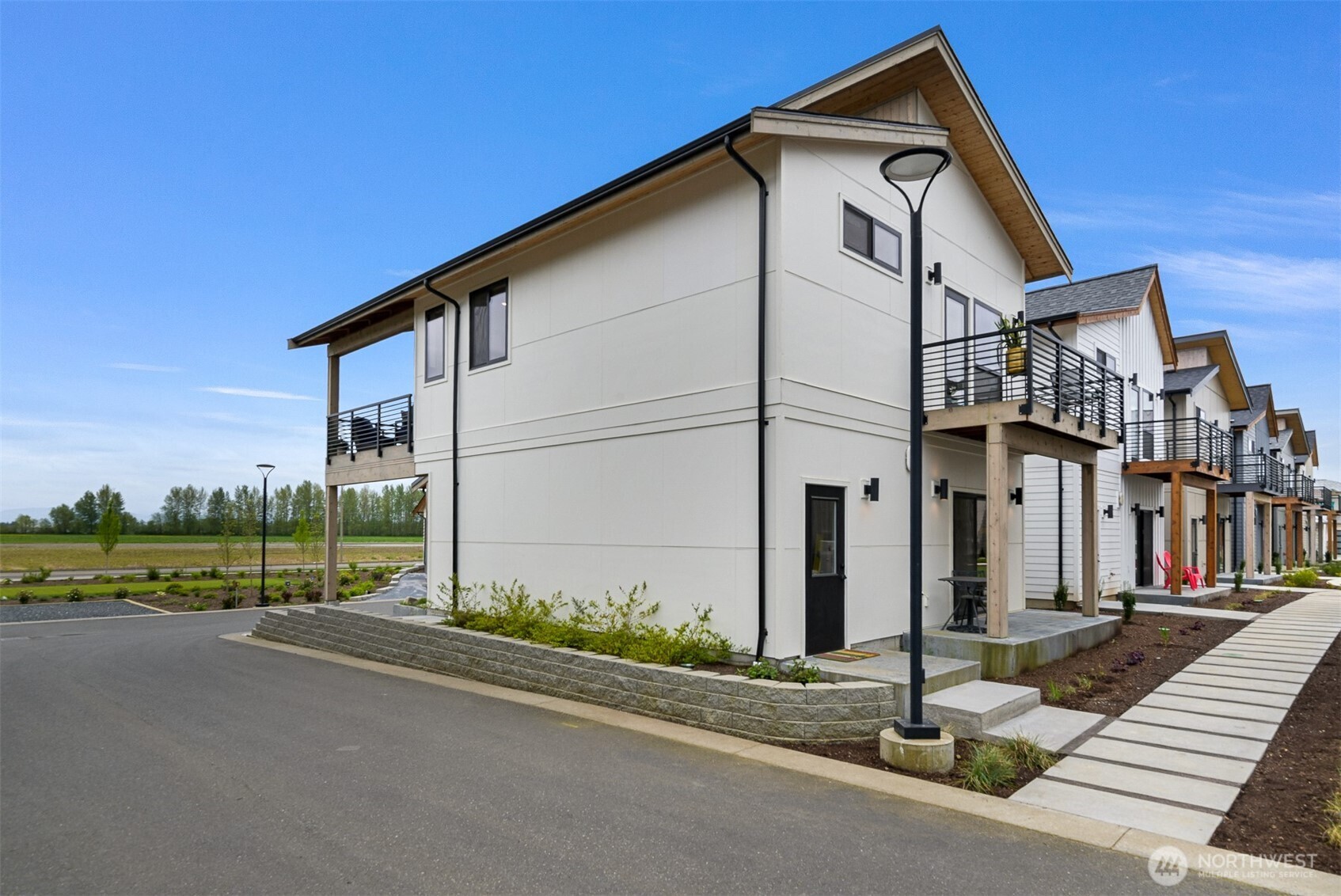 222 Skipping Stone Loop Lynden WA 98264
