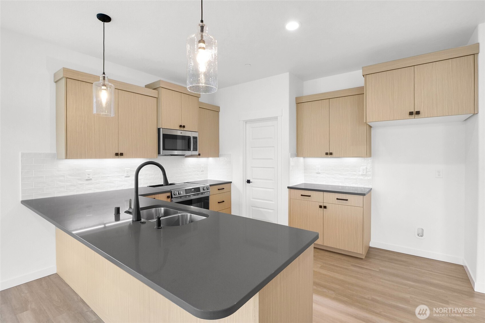 6398 NE Melby Way Moses Lake WA 98837