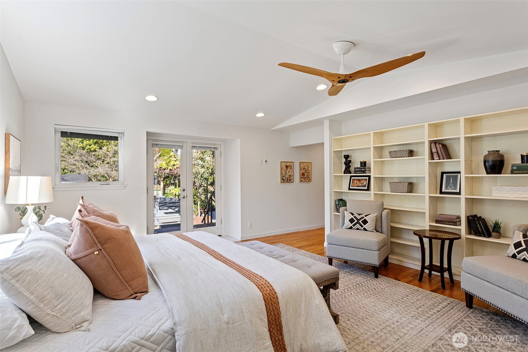 3813 NE 70th Street Seattle WA 98115