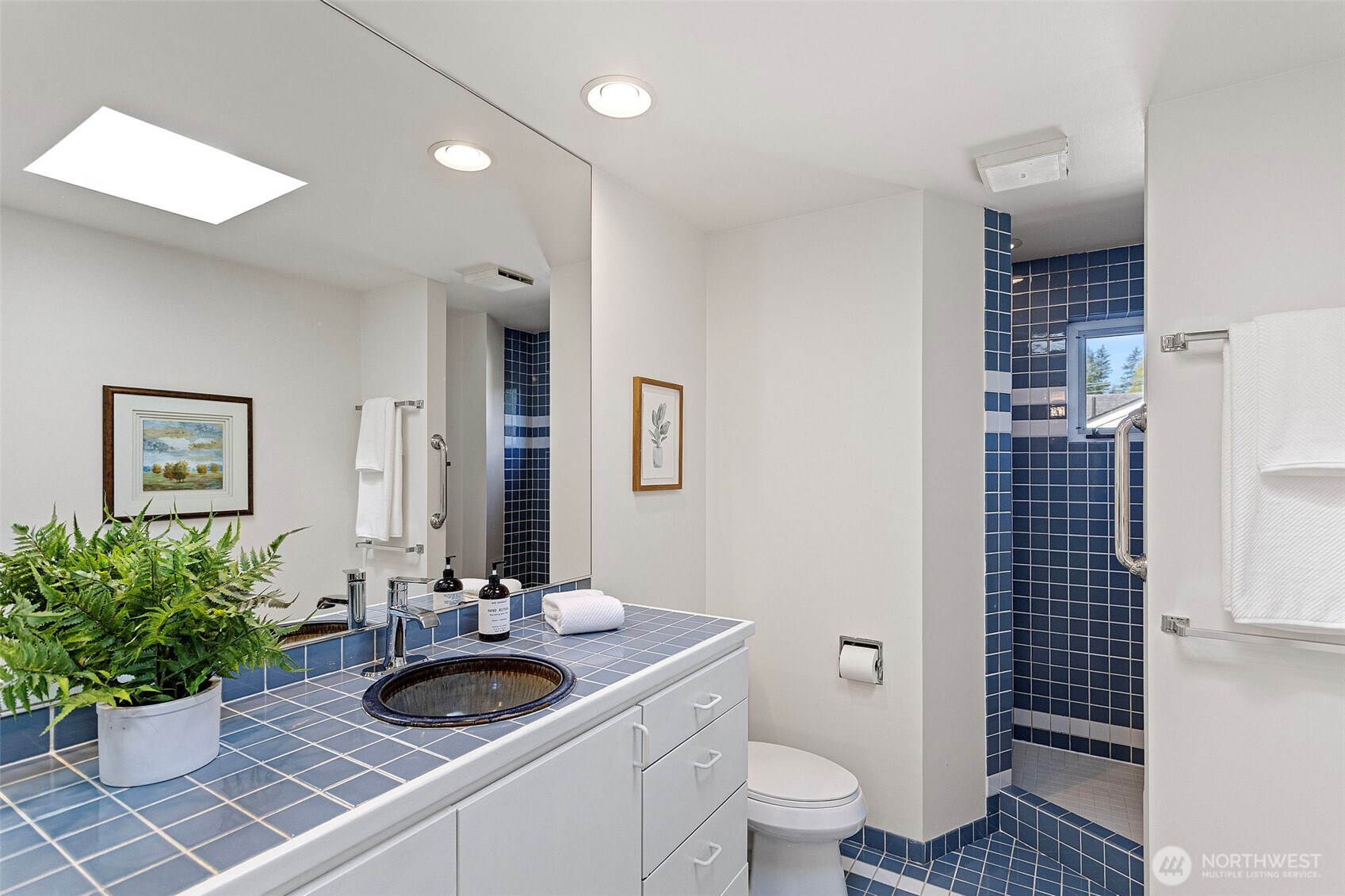 3813 NE 70th Street Seattle WA 98115