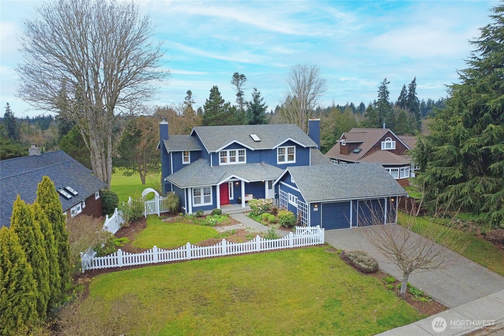 919 Cherry Avenue NE Bainbridge Island WA 98110