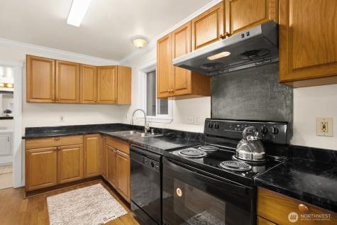 1520 S Bennett Street Seattle WA 98108