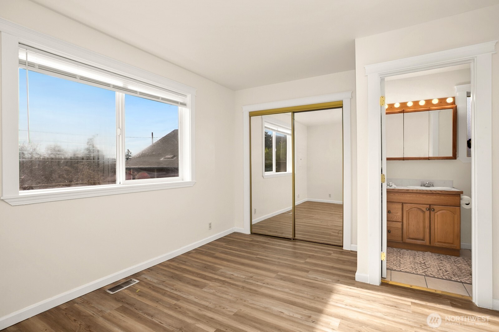 1520 S Bennett Street Seattle WA 98108