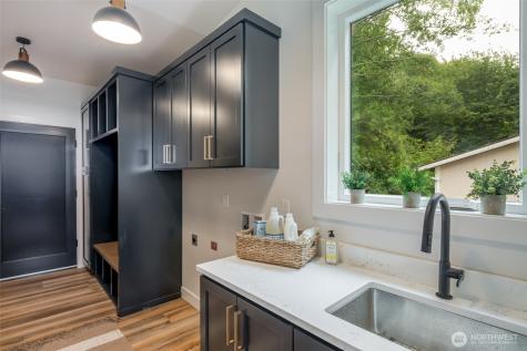 501 Vesper Way Camano Island WA 98282