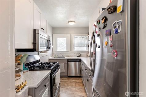 1114 Marguerite Avenue Bremerton WA 98337