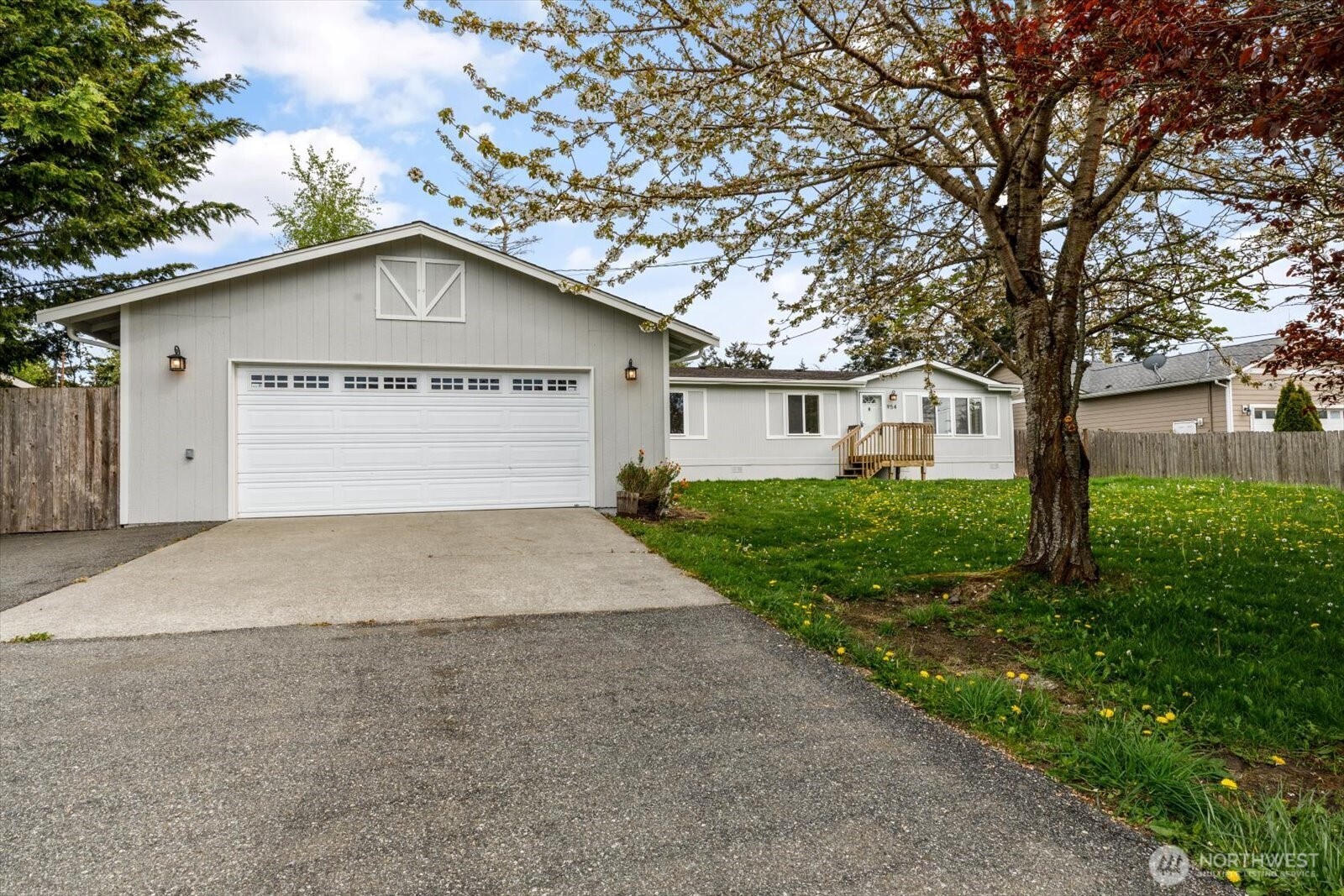 954 Shawn Avenue Oak Harbor WA 98277