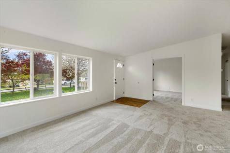 954 Shawn Avenue Oak Harbor WA 98277