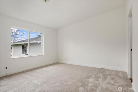 954 Shawn Avenue Oak Harbor WA 98277