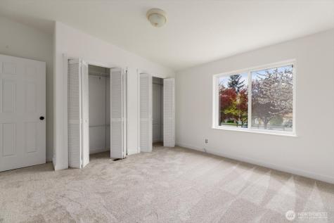 954 Shawn Avenue Oak Harbor WA 98277