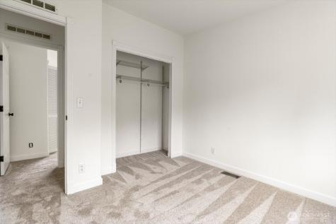 954 Shawn Avenue Oak Harbor WA 98277