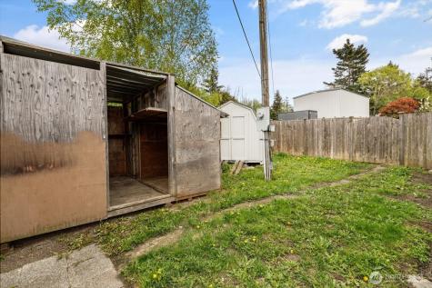 954 Shawn Avenue Oak Harbor WA 98277