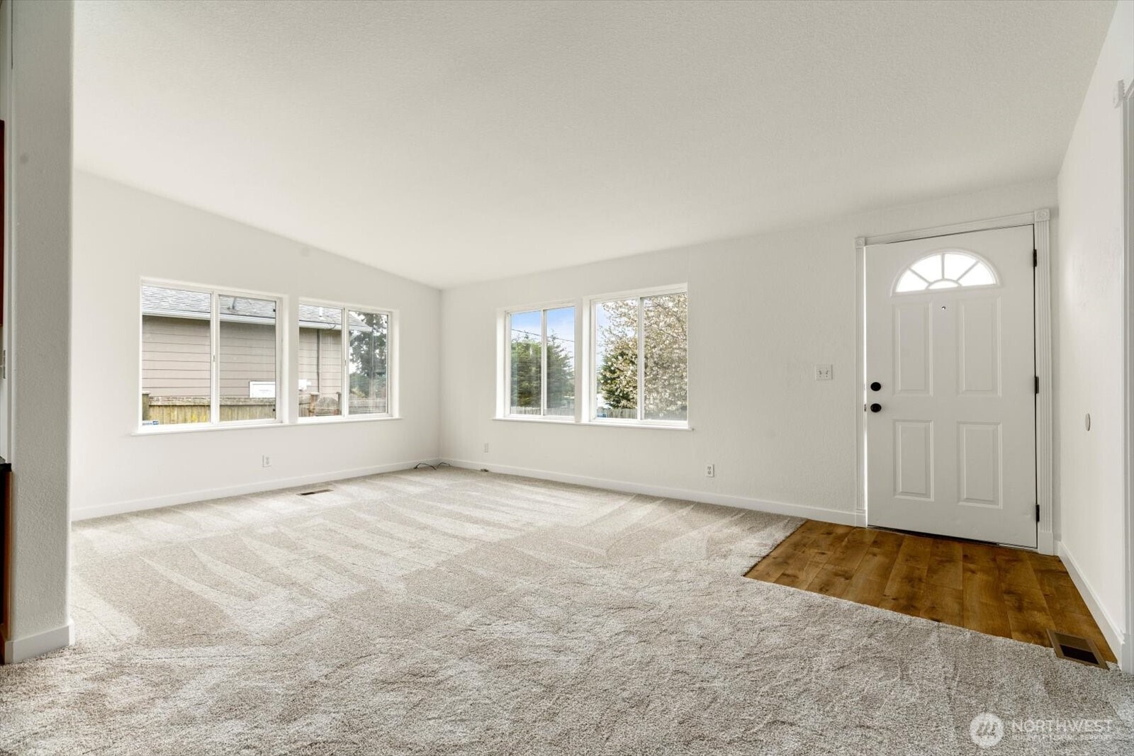 954 Shawn Avenue Oak Harbor WA 98277