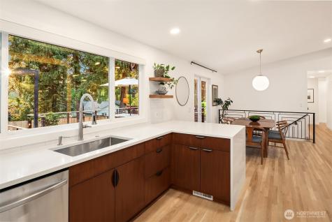 24024 95th Place W Edmonds WA 98020